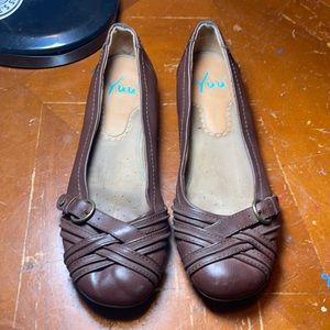 Yuu Brown Flats